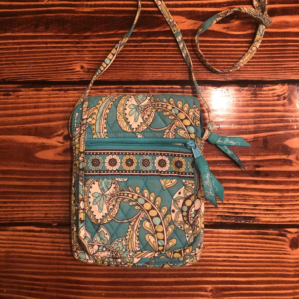 Vera Bradley cross body